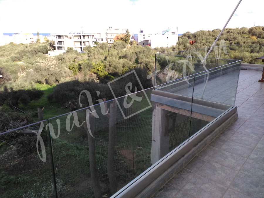 ΓΥΑΛΙΝΑ ΚΑΓΚΕΛΑ Γυάλινα κάγκελα,Χανιά,Κρήτη Ελλάδα,Γυάλινο κάγκελο στηθαία..