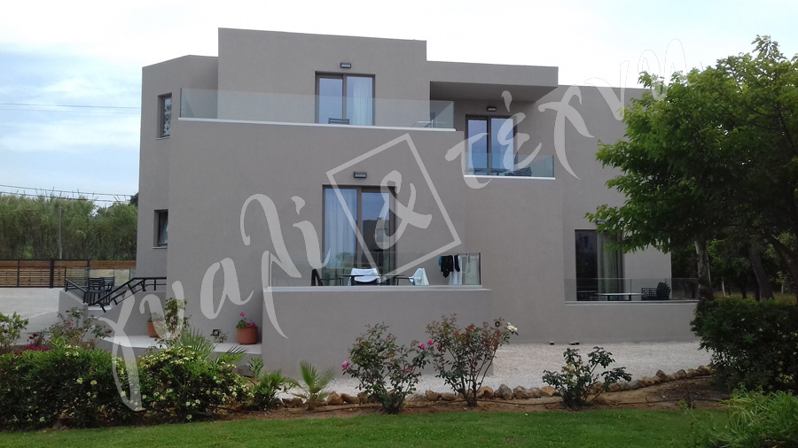 ΓΥΑΛΙΝΑ ΚΑΓΚΕΛΑ Γυάλινα κάγκελα,Χανιά,Κρήτη Ελλάδα,Γυάλινο κάγκελο στηθαία..