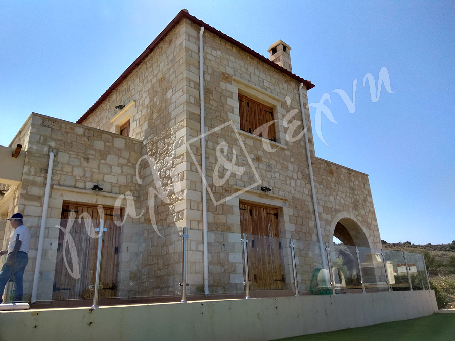 ΓΥΑΛΙΝΑ ΚΑΓΚΕΛΑ Γυάλινα κάγκελα,Χανιά,Κρήτη Ελλάδα,Γυάλινο κάγκελο στηθαία..