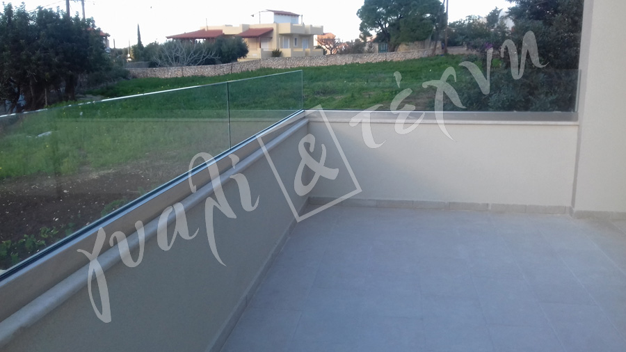 ΓΥΑΛΙΝΑ ΚΑΓΚΕΛΑ Γυάλινα κάγκελα,Χανιά,Κρήτη Ελλάδα,Γυάλινο κάγκελο στηθαία..