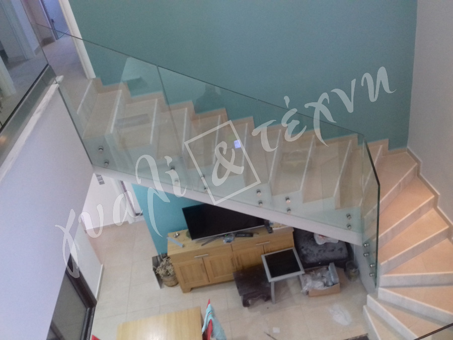 ΓΥΑΛΙΝΑ ΚΑΓΚΕΛΑ Γυάλινα κάγκελα,Χανιά,Κρήτη Ελλάδα,Γυάλινο κάγκελο στηθαία..