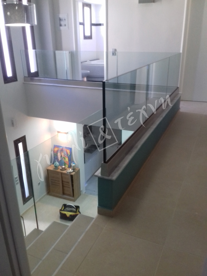 ΓΥΑΛΙΝΑ ΚΑΓΚΕΛΑ Γυάλινα κάγκελα,Χανιά,Κρήτη Ελλάδα,Γυάλινο κάγκελο στηθαία..