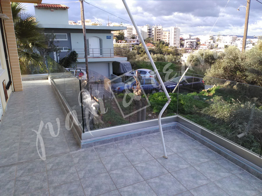 ΓΥΑΛΙΝΑ ΚΑΓΚΕΛΑ Γυάλινα κάγκελα,Χανιά,Κρήτη Ελλάδα,Γυάλινο κάγκελο στηθαία..