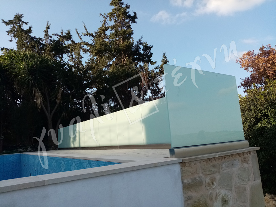 ΓΥΑΛΙΝΑ ΚΑΓΚΕΛΑ Γυάλινα κάγκελα,Χανιά,Κρήτη Ελλάδα,Γυάλινο κάγκελο στηθαία..