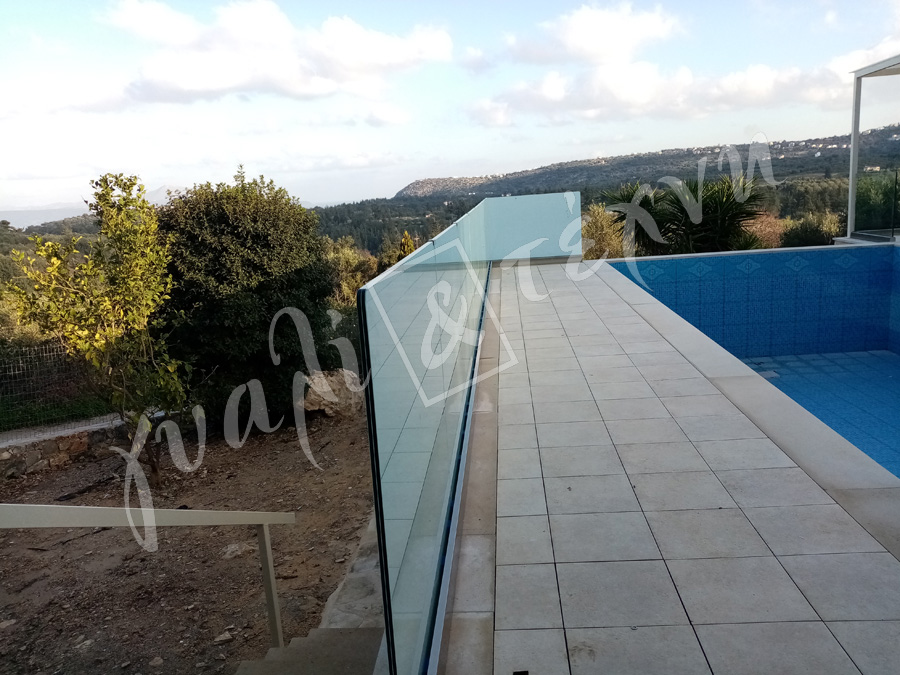 ΓΥΑΛΙΝΑ ΚΑΓΚΕΛΑ Γυάλινα κάγκελα,Χανιά,Κρήτη Ελλάδα,Γυάλινο κάγκελο στηθαία..