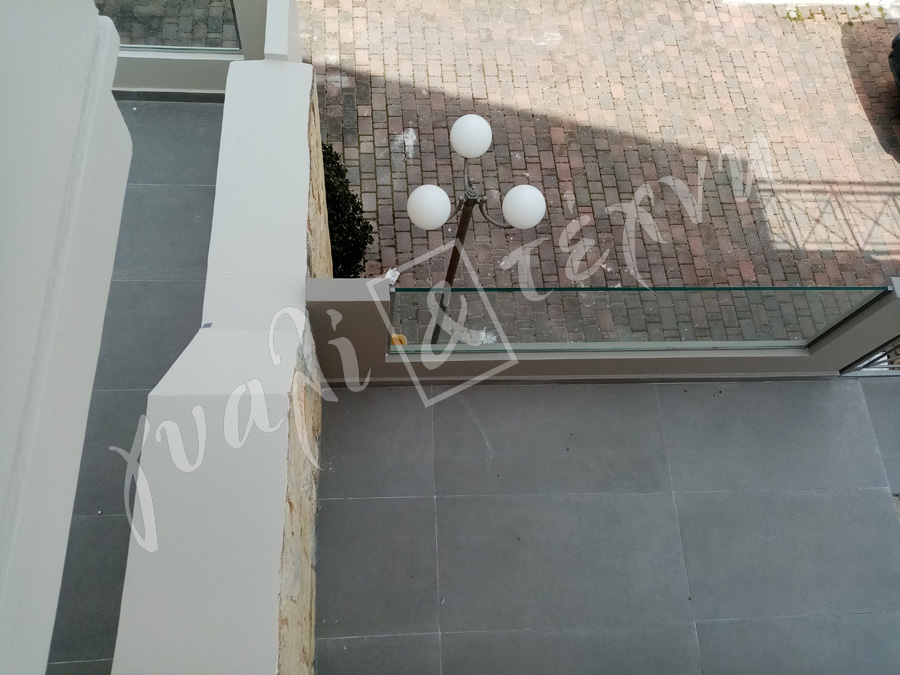 ΓΥΑΛΙΝΑ ΚΑΓΚΕΛΑ Γυάλινα κάγκελα,Χανιά,Κρήτη Ελλάδα,Γυάλινο κάγκελο στηθαία..