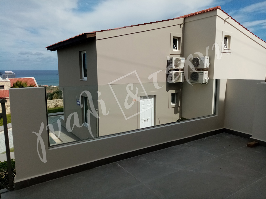 ΓΥΑΛΙΝΑ ΚΑΓΚΕΛΑ Γυάλινα κάγκελα,Χανιά,Κρήτη Ελλάδα,Γυάλινο κάγκελο στηθαία..