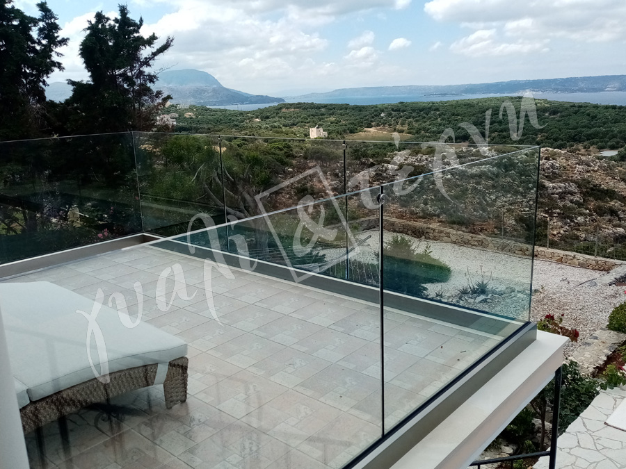 ΓΥΑΛΙΝΑ ΚΑΓΚΕΛΑ Γυάλινα κάγκελα,Χανιά,Κρήτη Ελλάδα,Γυάλινο κάγκελο στηθαία..