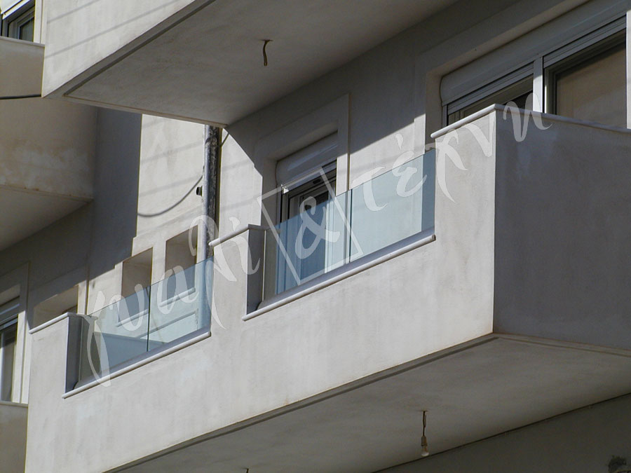 ΓΥΑΛΙΝΑ ΚΑΓΚΕΛΑ Γυάλινα κάγκελα,Χανιά,Κρήτη Ελλάδα,Γυάλινο κάγκελο στηθαία..