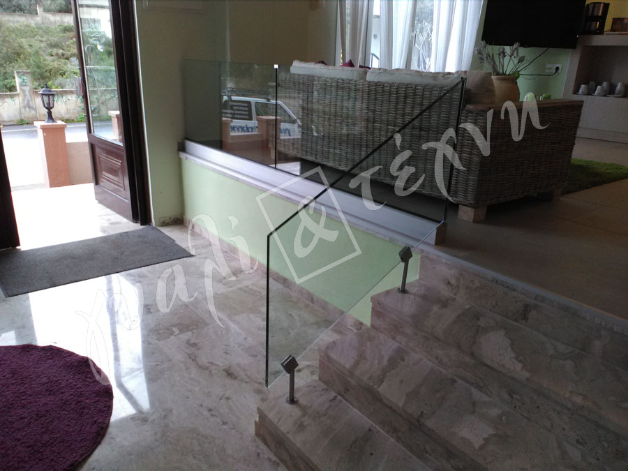 ΓΥΑΛΙΝΑ ΚΑΓΚΕΛΑ Γυάλινα κάγκελα,Χανιά,Κρήτη Ελλάδα,Γυάλινο κάγκελο στηθαία..