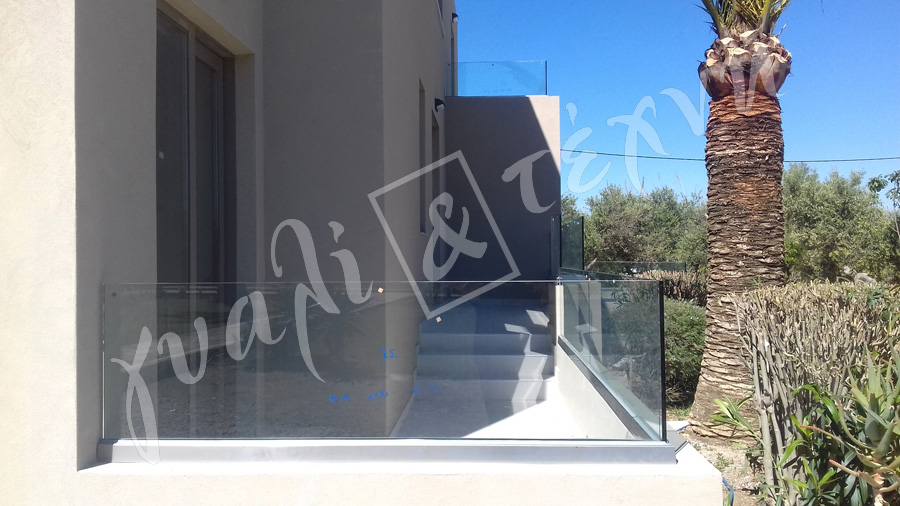 ΓΥΑΛΙΝΑ ΚΑΓΚΕΛΑ Γυάλινα κάγκελα,Χανιά,Κρήτη Ελλάδα,Γυάλινο κάγκελο στηθαία..