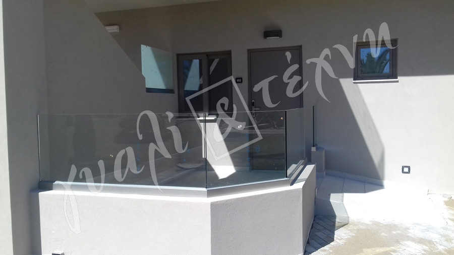 ΓΥΑΛΙΝΑ ΚΑΓΚΕΛΑ Γυάλινα κάγκελα,Χανιά,Κρήτη Ελλάδα,Γυάλινο κάγκελο στηθαία..