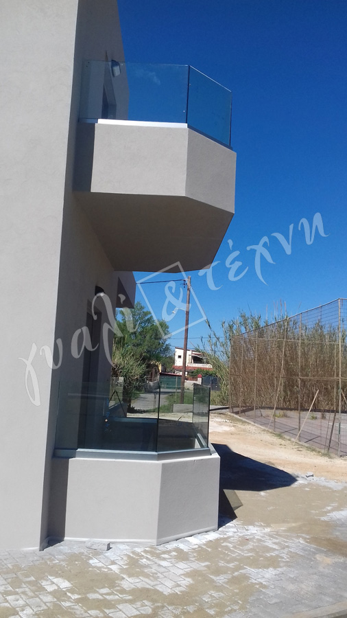 ΓΥΑΛΙΝΑ ΚΑΓΚΕΛΑ Γυάλινα κάγκελα,Χανιά,Κρήτη Ελλάδα,Γυάλινο κάγκελο στηθαία..