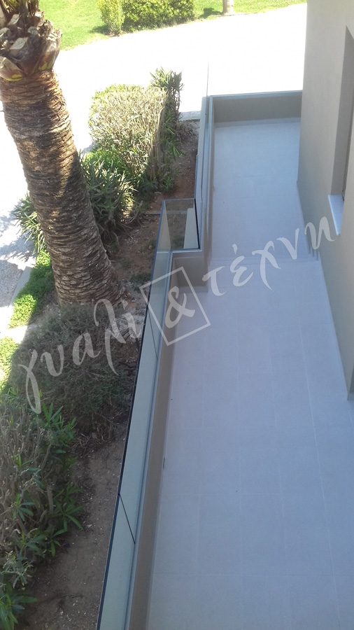 ΓΥΑΛΙΝΑ ΚΑΓΚΕΛΑ Γυάλινα κάγκελα,Χανιά,Κρήτη Ελλάδα,Γυάλινο κάγκελο στηθαία..