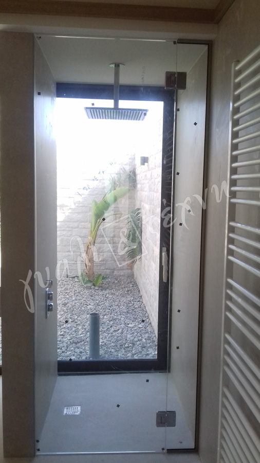 ΓΥΑΛΙΝΕΣ ΠΟΡΤΕΣ Γυαλινες πορτες Τιμες γυάλινες ανοιγόμενες πόρτες Γυάλινες