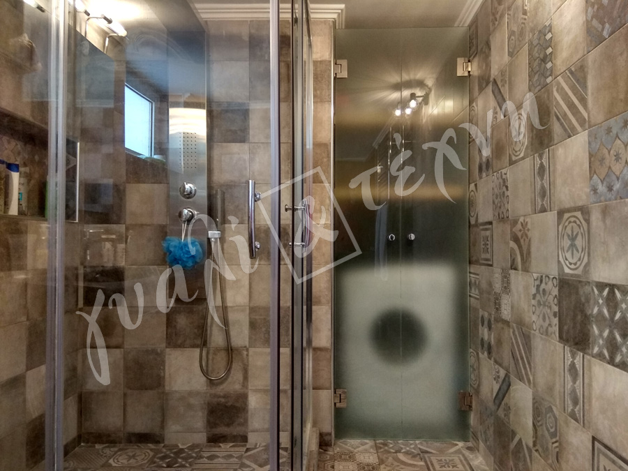 ΓΥΑΛΙΝΕΣ ΠΟΡΤΕΣ Γυαλινες πορτες Τιμες γυάλινες ανοιγόμενες πόρτες Γυάλινες