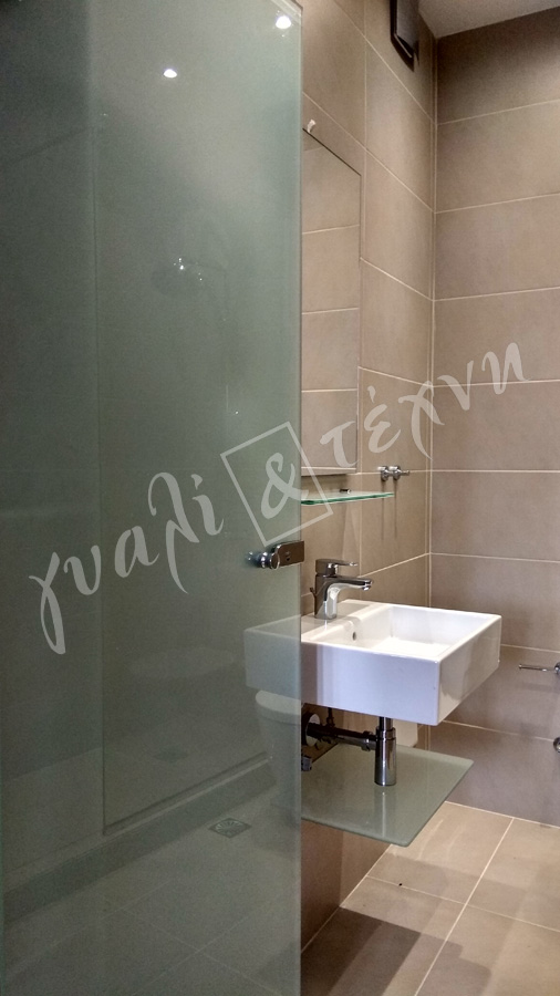 ΓΥΑΛΙΝΕΣ ΠΟΡΤΕΣ Γυαλινες πορτες Τιμες γυάλινες ανοιγόμενες πόρτες Γυάλινες