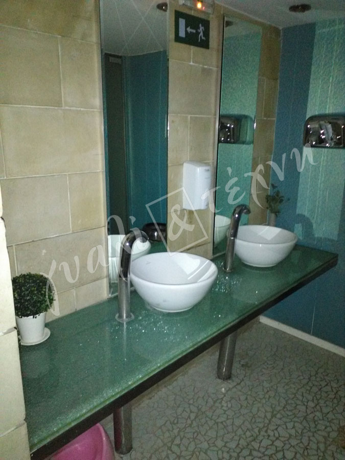 ΕΙΔΙΚΕΣ ΚΑΤΑΣΚΕΥΕΣ Ειδικές Γυάλινες Κατασκευές plexi glass, στεγαστρα Χανιά