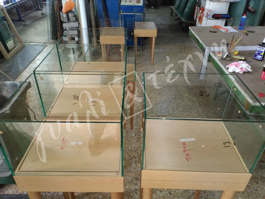 ΕΙΔΙΚΕΣ ΚΑΤΑΣΚΕΥΕΣ Ειδικές Γυάλινες Κατασκευές plexi glass, στεγαστρα Χανιά