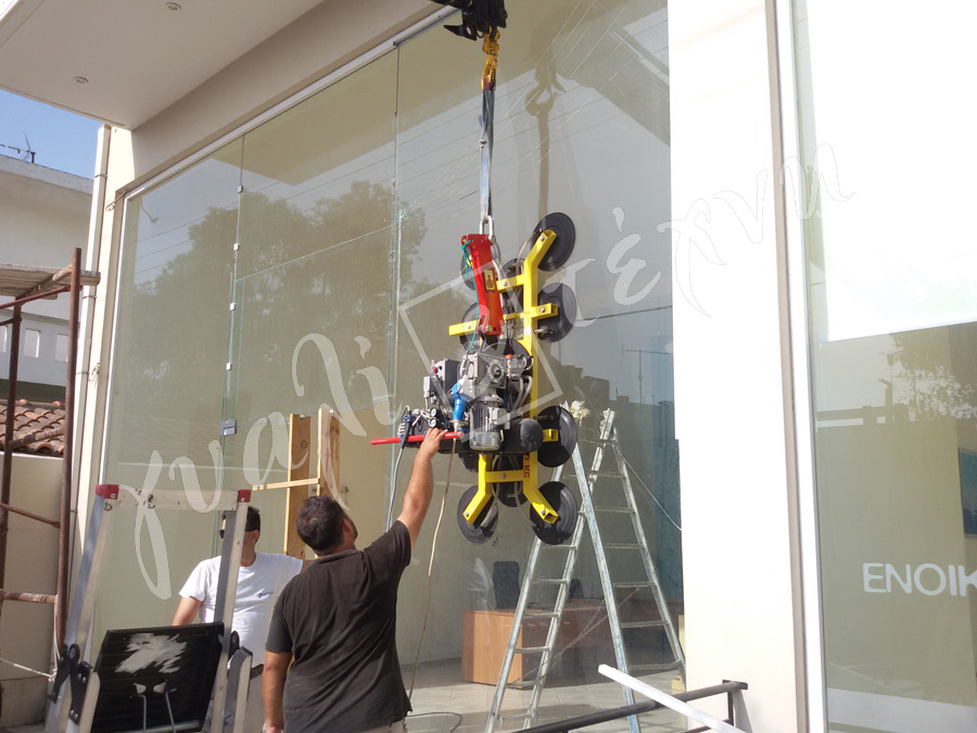 ΕΙΔΙΚΕΣ ΚΑΤΑΣΚΕΥΕΣ Ειδικές Γυάλινες Κατασκευές plexi glass, στεγαστρα Χανιά