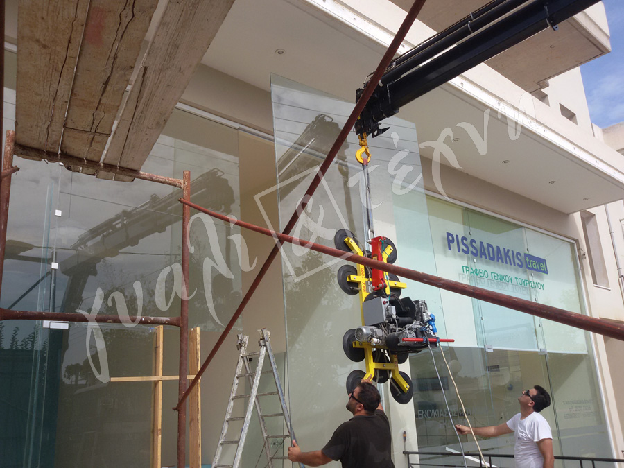 ΕΙΔΙΚΕΣ ΚΑΤΑΣΚΕΥΕΣ Ειδικές Γυάλινες Κατασκευές plexi glass, στεγαστρα Χανιά