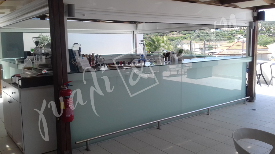 ΕΙΔΙΚΕΣ ΚΑΤΑΣΚΕΥΕΣ Ειδικές Γυάλινες Κατασκευές plexi glass, στεγαστρα Χανιά