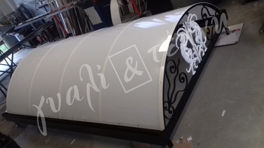 ΕΙΔΙΚΕΣ ΚΑΤΑΣΚΕΥΕΣ Ειδικές Γυάλινες Κατασκευές plexi glass, στεγαστρα Χανιά