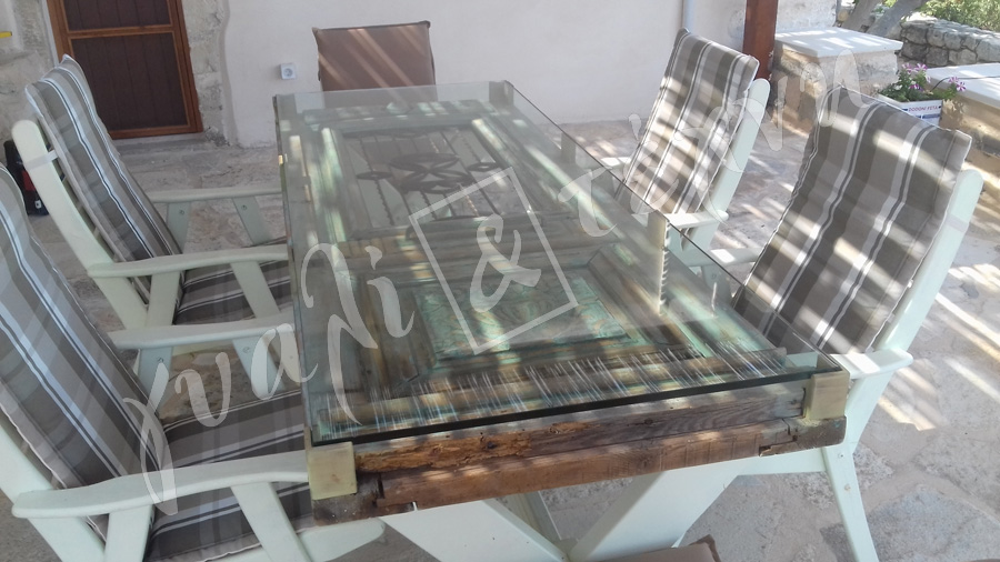 ΕΙΔΙΚΕΣ ΚΑΤΑΣΚΕΥΕΣ Ειδικές Γυάλινες Κατασκευές plexi glass, στεγαστρα Χανιά