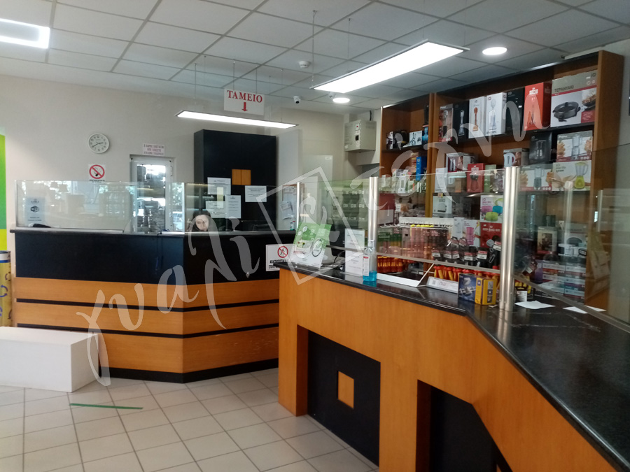 ΕΙΔΙΚΕΣ ΚΑΤΑΣΚΕΥΕΣ Ειδικές Γυάλινες Κατασκευές plexi glass, στεγαστρα Χανιά